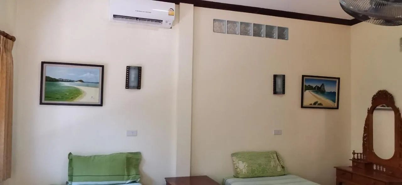 Hostel Harmony House-Sha Plus Pansiyon Phi Phi Adaları