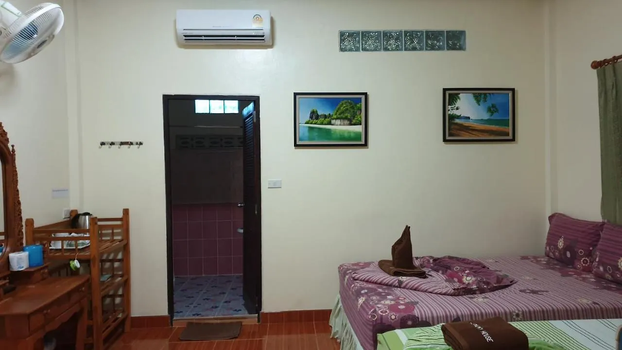 Harmony House-Sha Plus Pansiyon Phi Phi Adaları 0*,