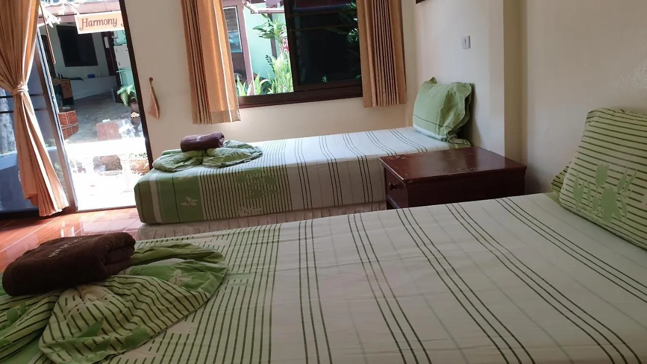 Hostel Harmony House-Sha Plus Pansiyon Phi Phi Adaları