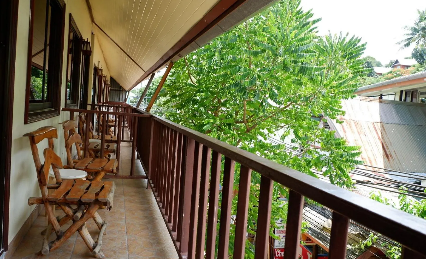 Hostel Harmony House-Sha Plus Pansiyon Phi Phi Adaları