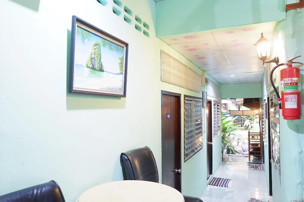 Hostel Harmony House-Sha Plus Pansiyon Phi Phi Adaları