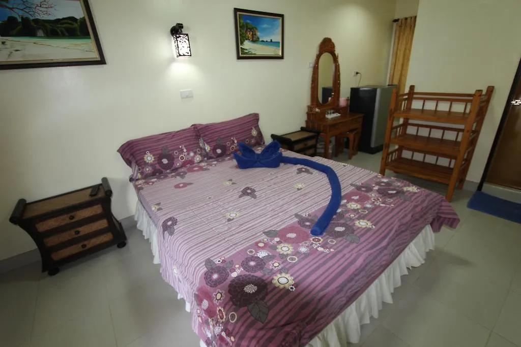 Hostel Harmony House-Sha Plus Pansiyon Phi Phi Adaları